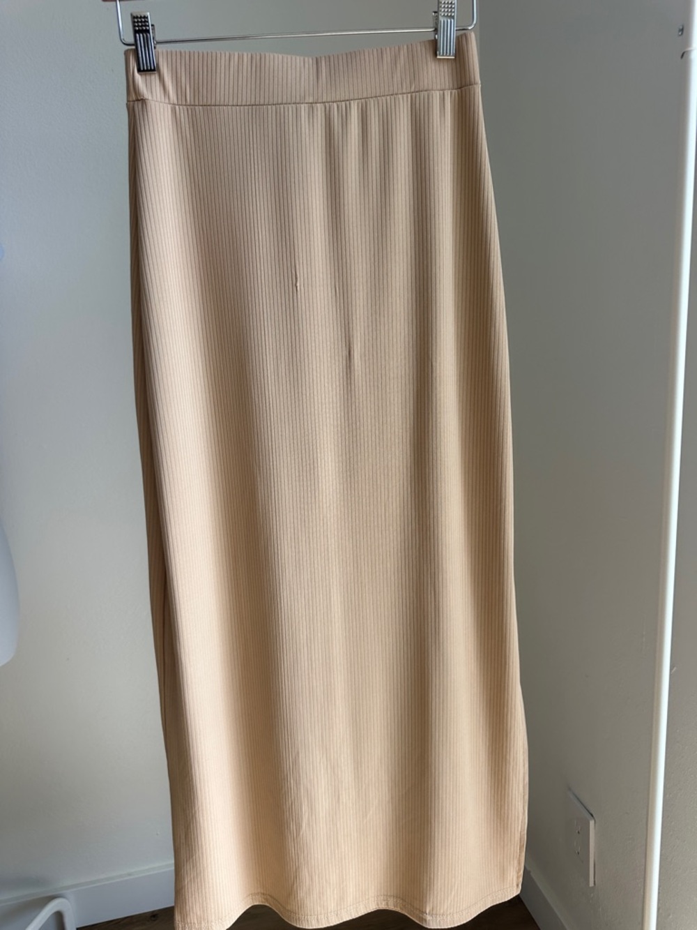 Neutral Ribbed Beige Midi Skirt
